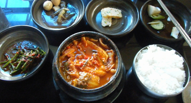 PJラマダの韓国料理店