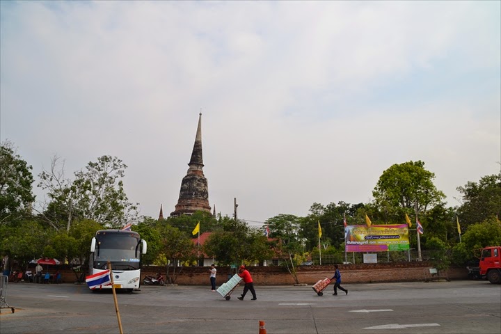 Wat Yai Chai Mohgkon