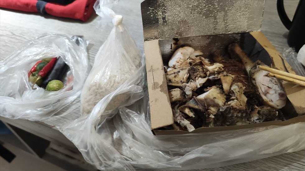 アンヘレスで飲み食いした話 レッチョンマノック BUD'S CHIKIN HOUSE 4