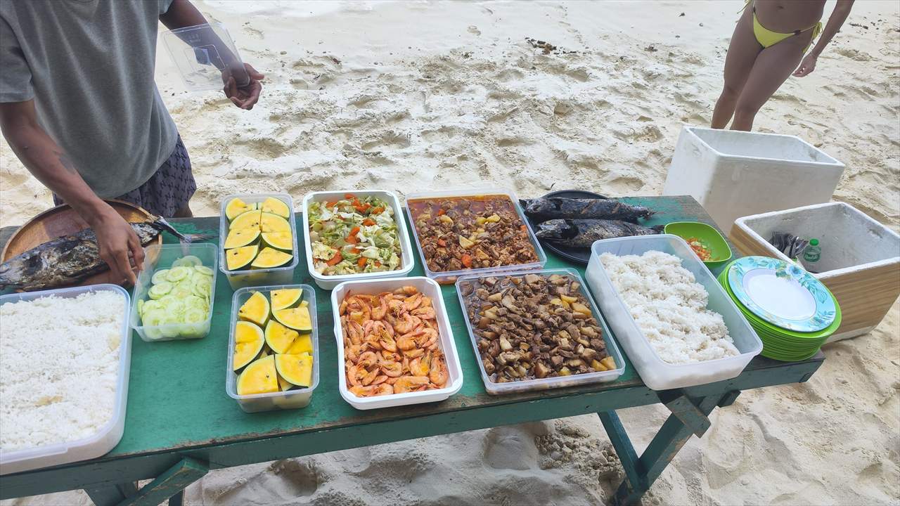 エルニドのアイランドホッピングについて（ランチ）