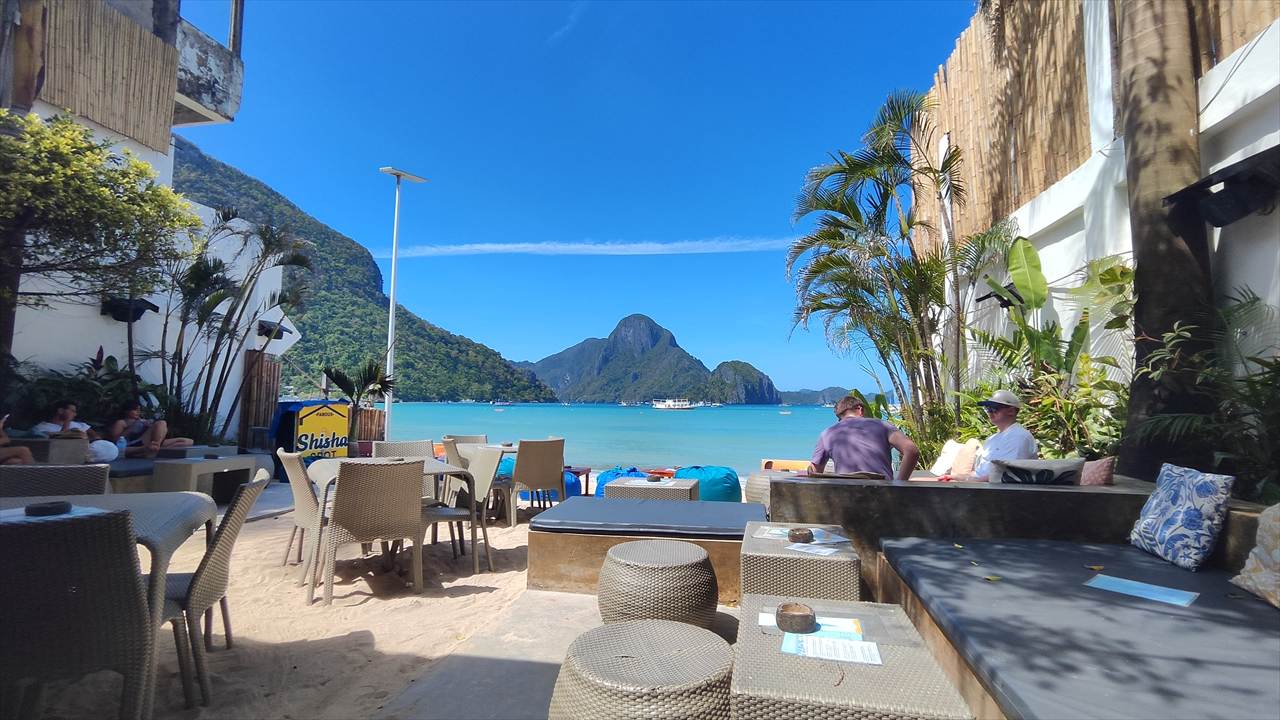 エルニドのビーチ(カフェ)